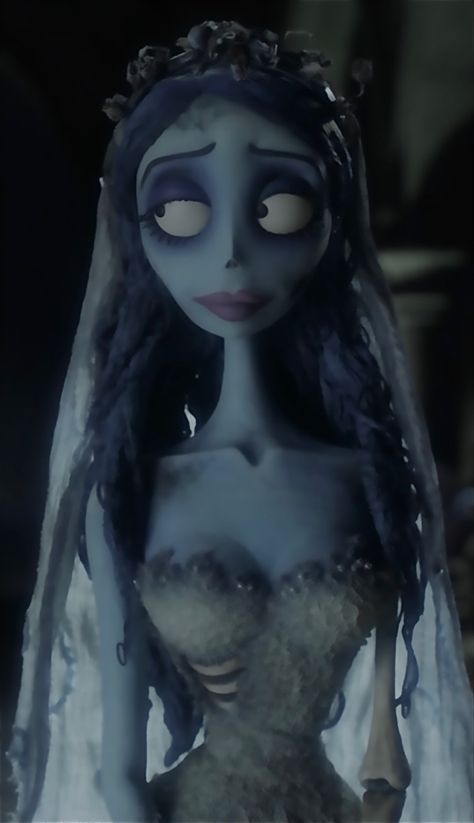 Emily As A Human, Emily Halloween Costume, Emily Corpse Bride Asthetic, Emily Corpse Bride Lockscreen, Emily Corpse Bride Pfp, Emily Corpse Bride Costume, Emily Corpse Bride Full Body Picture, Emily Corpse Bride Picture, Emily Costume