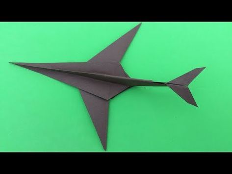 Aviones de papel✈como hacer un avión✈ Paper Planes✈ how to make a plane✈Pesawat kertas ORIGAMI - YouTube Drawings On Lined Paper, Make A Plane, Airplane Paper, Plane Crafts, Origami Plane, Flying Paper, Lego Activities, Paper Planes, Maker Project