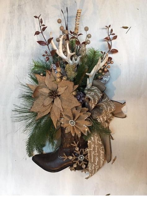 Cowboy Christmas antler wreath. Rustic country Christmas wreath. Burlap boot wreath. Western boot Decor. "Country Wreath" collection Boot Wreath, Western Christmas Decorations, Cowboy Boot Crafts, Boot Decor, Western Wreaths, Cowboys Wreath, Antler Wreath, Antlers Decor, Burlap Christmas Wreath