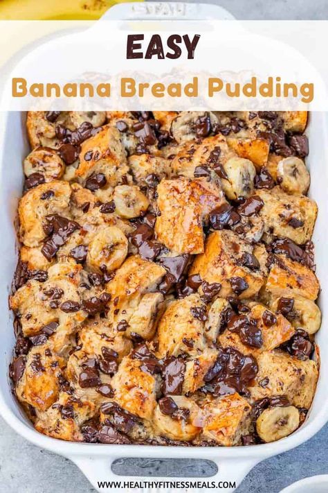 This Banana Bread Pudding is one of a kind. Easy to make, tasty, and perfect to serve as breakfast or dessert. Healthy Pecan Pie Bars, Healthy Pecan Pie, Bars Healthy, Banana Bread Pudding, Banana Baked Oatmeal, Fitness Meals, Banana Bread Recipe Healthy, Lemon Blueberry Bread, Banana And Egg