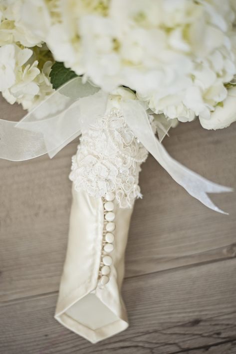 Bouquet Wrap Ideas, Recycled Wedding Dress Ideas, Bridal Bouquet Handle, Formal Cape, Repurpose Wedding Dress, Upcycled Wedding Dress, Recycle Wedding Dress, Wedding Dress Keepsake, Old Wedding Dresses