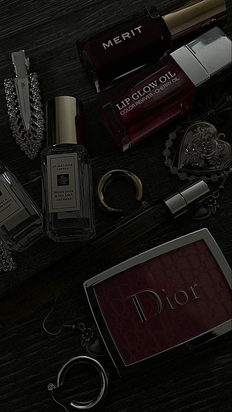 Red Rich Aesthetic, Maroon Aesthetic, Dior Aesthetic, Dior Addict Lip Glow, Dior Addict Lip, Chique Outfits, La Rive, Dior Makeup, Dark Feminine Aesthetic