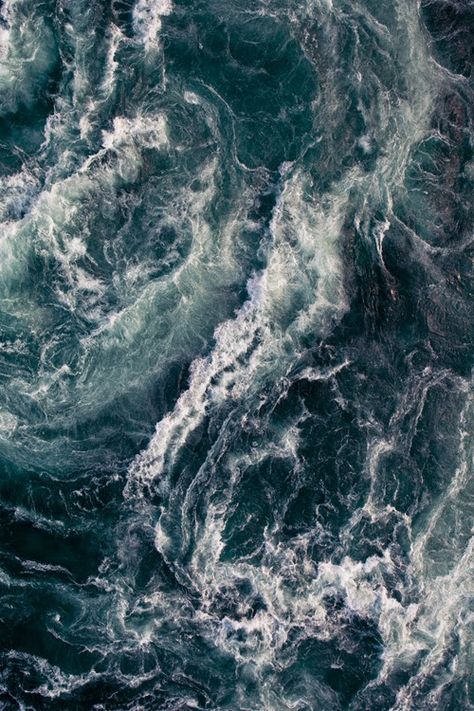 Dark ocean waves. Source: Unknown. No Wave, Wallpaper Bts, Printable Poster, Sea And Ocean, Blue Aesthetic, Ocean Waves, Blue And Green, Mother Nature, The Ocean