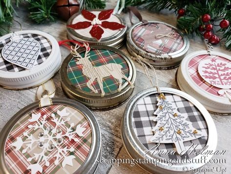 Mason Jar Lids Crafts, Jar Lid Crafts, Mason Jar Lids Ornaments, Diy Stocking Stuffers, Canning Jar Lids, Canning Lids, Diy Gift Ideas, Canning Jar, Christmas Jars