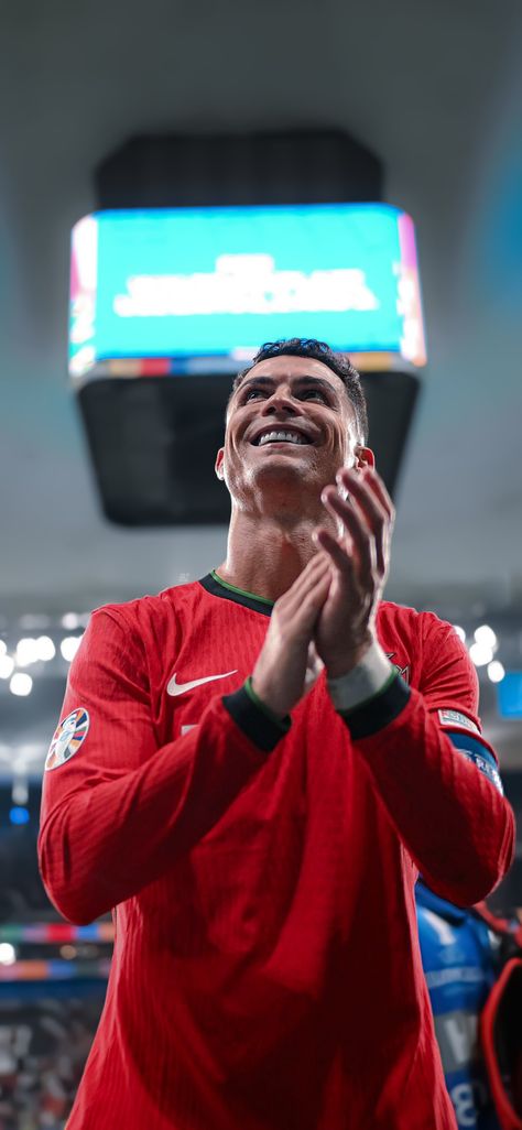 Cristiano Ronaldo wallpapers Cabrio Vw, Manchester United Ronaldo, Cristiano Ronaldo Hd Wallpapers, Cristiano Ronaldo Portugal, Cr7 Wallpapers, Ronaldo Pictures, Cr7 Jr, Cristino Ronaldo, Bicycle Kick