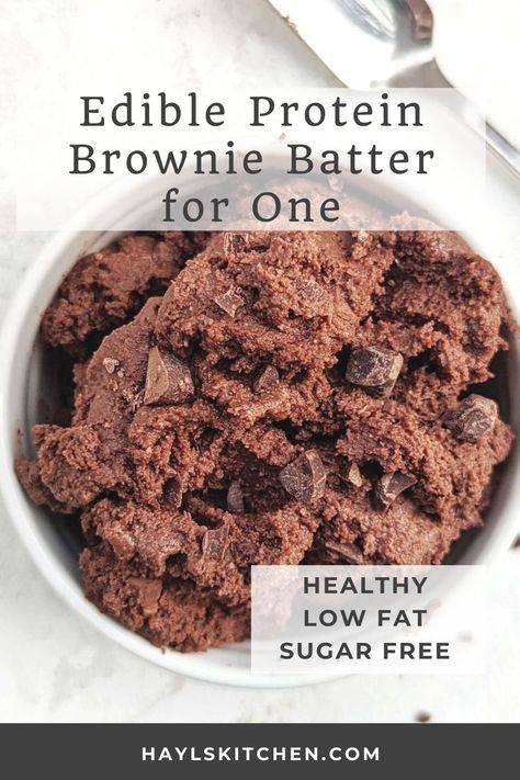 Quick and easy no bake Edible Protein Brownie Batter for one made in under 2 minutes! This single serve chocolate protein brownie batter uses protein powder for a sweetener, is gluten free, Vegan and an overall healthy snack, dessert or post workout treat. Brownie Batter For One, Protein Brownie Batter, Low Calorie Protein Bars, Protein Powder Brownies, Dessert With Chocolate, Healthy Protein Desserts, Protein Dessert Recipes, Protein Brownie, Low Calorie Protein