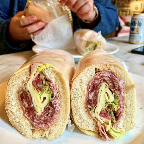 Hero Sandwich Recipe, Italian Hoagie Recipe, Italian Sandwich Recipes, Sandwiches Ideas, Sandwich Spreads, Grilled Chicken Sandwich Recipes, Hoagie Sandwiches, Cold Sandwich Recipes, Italian Hoagie