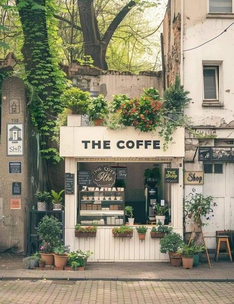 Small Cafe Shop Ideas, Small Cafe Aesthetic Interior Design, Cafe Exterior Vintage, Small Business Coffee Shop, Cafe Storefront Design, Small Cafe Design Interiors, Plant Coffee Shop, Small Coffee Shop Ideas, Small Coffee Shop Design