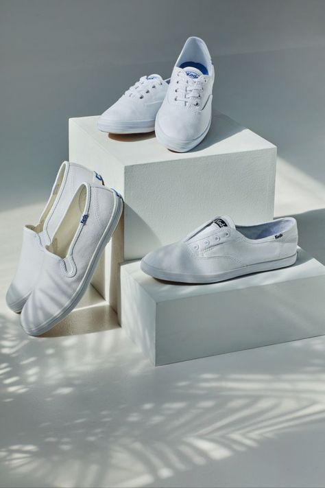 Fashion editors say a crisp white sneaker makes outfits look more elevated. We couldn't agree more. Platform Keds, Keds White Sneakers, Embroidery Sneakers, Champion Sneakers, Keds Champion, White Leather Sneakers, Everyday Shoes, Kinds Of Shoes, Bow Sneakers