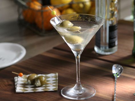 Blue Cheese-Stuffed Olives Martini recipe from Valerie Bertinelli via Food Network Blue Cheese Stuffed Olives, Stuffed Olives, Vodka Wine, Lemon Drop Martini, Valerie Bertinelli, Martini Recipe, Olive Relish, Vodka Martini, Kitchen Craft