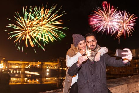 The Best New Year Instagram Captions to Celebrate the Start of 2021countryliving New Years Instagram Captions, Couple Taking Selfie, Facebook Captions, New Year Captions, Couple Instagram Captions, New Years Eve Drinks, Eve Instagram, New Year Eve Movie, Taking Selfie