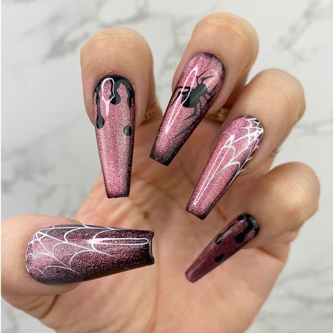 French Tip With Halloween Design, Mauve Halloween Nails, Purple Cat Eye Halloween Nails, Halloween Nails Stickers, Cat Eye Pumpkin Nails, Spooky Cat Eye Nails, Halloween Nails With Chrome, Black Halloween Almond Nails, Halloween Cat Eye Nail Art