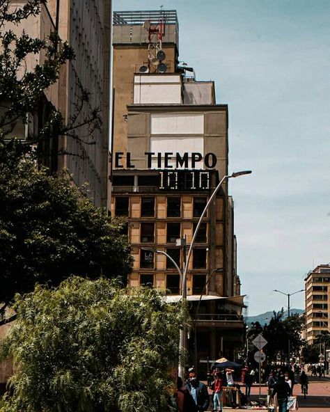 Bogota Colombia Aesthetic, Studio Portrait Photography, Photo Recreation, I Want To Travel, Cloudy Day, Latin America, Photo Dump, South America, Cityscape