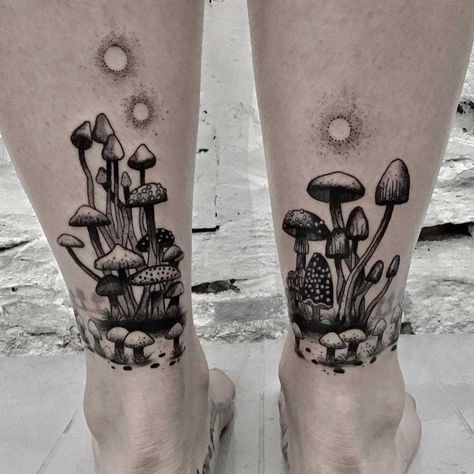 Mushroom Tattoo, 16 Tattoo, Occult Tattoo, Mushroom Tattoos, Skeleton Hand Tattoo, Skin Art, Piercing Tattoo, Pretty Tattoos, Wrist Tattoos