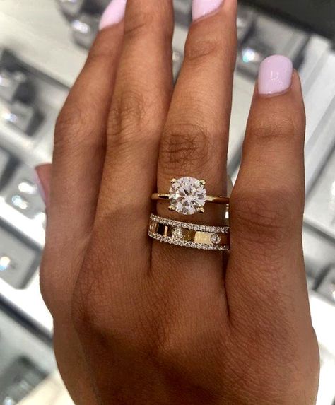 Cartier Wedding Bands, Cartier Wedding Rings, Cartier Love Wedding Band, Gold Band Engagement Rings, Ring Selfie, Cartier Love Ring, Stacked Wedding Bands, Wedding Silver, Cute Engagement Rings