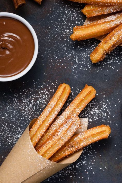 Weight Watchers Churros and Chocolate Sauce (Air Fryer) Recipe. This delicious Spanish fried dough dessert is to die for! Quick and easy, and ready in just 25 minutes. Made in the Air Fryer, this recipe is healthier than the original fried version.To make it, you'll need flour, Greek yogurt, vanilla extract, sugar, cinnamon, and milk. For the sauce you'll need cocoa powder, cornstarch, cayenne pepper, and butter. 4 Points with the new WW plan, 4 Blue Plan, 4 Green Plan, 4 WW Smart Points. Cinnamon Dip, Homemade Churros Recipe, Deep Fried Desserts, Chocolate Flapjacks, Whey Protein Recipes, Banana Protein Pancakes, Food Photography Dessert, Homemade Churros, Fried Dessert