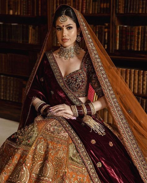 Presenting the most royal bridal inspiration!😍 Elevate your bridal look effortlessly with a stunning tika! Place it just right to accentuate your features and choose one that speaks to your style—whether it’s intricate, bold, or delicate. It’s all about adding that regal touch to your special day! ✨ Opt for a matching or contrasting color that compliments your outfit, ensuring it sits comfortably and securely for an elegant finish! Featured Kaushal Tika Jaipur Collection New Doli Kaleerah... Regal Bridal Look, Royal Indian Outfits, Royal Indian, Bridal Look, Choose One, Bridal Inspiration, Bridal Looks, Indian Outfits, Jaipur