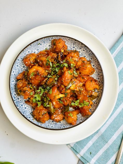 Gobi Manchurian Gobi Manchurian Photography, Gobi Manchurian Recipe, Easy Indian Snacks, Manchurian Dry, Gobi Manchurian, Manchurian Recipe, Red Chili Sauce, Sweet And Spicy Sauce, Fried Cauliflower