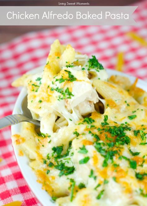 Chicken Alfredo Baked Pasta - delicious homemade Alfredo sauce tossed with pasta, cooked chicken and cheese. Perfect for a quick weeknight meal or company. #ad #WMTProjectAPlus Alfredo Baked Pasta, Baked Chicken Alfredo Pasta, Chicken Alfredo Bake, Chicken And Cheese, Pasta Recipes Alfredo, The Seasoned Mom, Chicken Alfredo Pasta, Baked Pasta, Baked Pasta Recipes