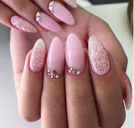 Glitter nails. Nail ideas                                                       … Sugar Coat Nails, Nails 2017, Long Nail, Almond Acrylic Nails, Super Nails, Nail Designs Glitter, Sparkly Nails, Elegant Nails, Career Education