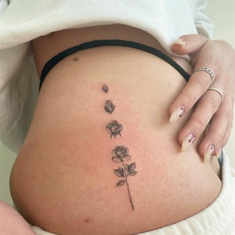 Bud Tattoo, Tiny Tattoos Ideas, Rose Bud Tattoo, Small Tattoos For Girls, Tattoos Ideas For Women, Fingerprint Tattoos, Tiny Tattoos For Women, 7 Tattoo, Tattoos For Girls