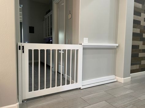 Pocket Gate, Custom Baby Gates, Indoor Gates, Wooden Gate Designs, Diy Dog Gate, Diy Baby Gate, Baby Pets, Stair Gate, Custom Gates