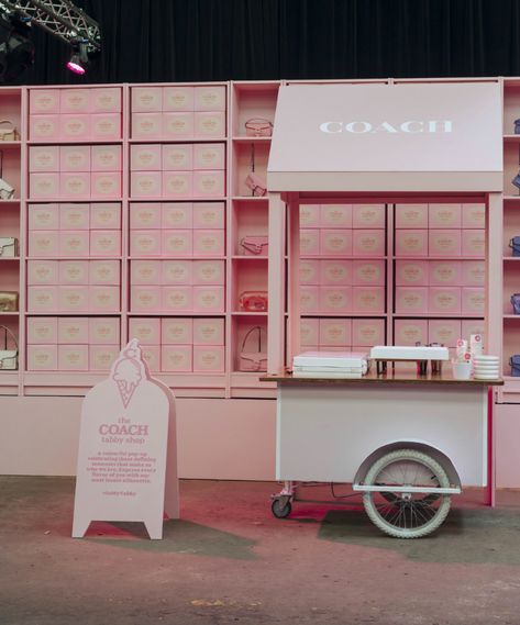 Coach Announces New Immersive Pop-Up Paying Homage To The Brand’s History – WindowsWear Beauty Pop Up Event, Beauty Pop Up, Brand Pop Up, Pop Up Booth, Brand Activation Ideas, Brand Activations, Honey Shop, Ice Cream Cart, Brand Pop