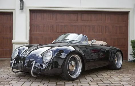 2016 Porsche 356 Speedster Widebody 3.6L by Intermeccanica VIN: 2N9MW3510GV026561 - CLASSIC.COM Porsche 356 Replica, Vw R32, Porsche 356 Speedster, 356 Speedster, 500 Miles, Porsche 964, Engine Swap, Classic Sports Cars, Porsche 356