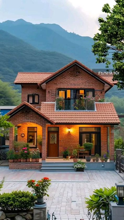 Small House Design Exterior, Building House Plans Designs, Kerala House Design, Architectural Design House Plans, House Arch Design, Casas Coloniales, Casa Vintage, Small House Design Plans, Hacienda Style