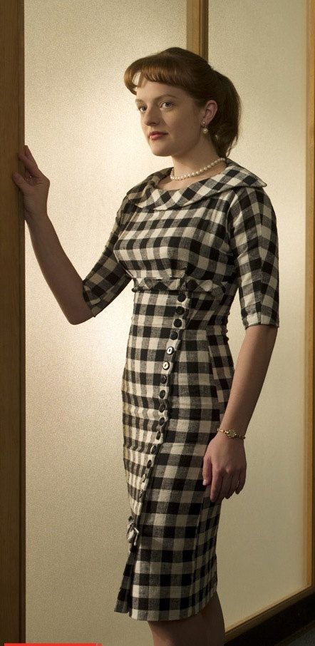 Peggy Olson-Plaid Wiggle Dress-Mad Men- Custom Sized To Fit Mad Men Fashion Joan, Peggy Olson Mad Men, Mad Men Costume, Peggy Olson, Betty Draper, Elisabeth Moss, Glamour Vintage, Mad Men Fashion, Don Draper