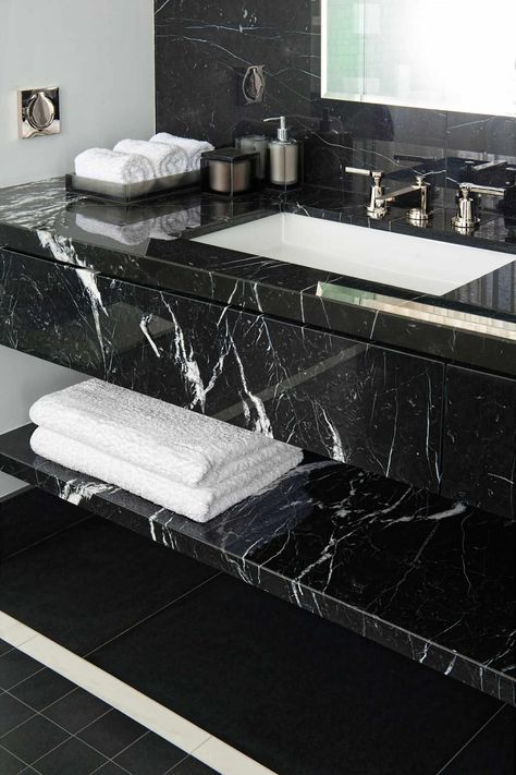 Bathroom Sink Ideas That Bring Your Space To Life Black And White Marble Bathroom, Black Marble Bathroom, Marble Bathroom Designs, White Marble Bathrooms, Bad Inspiration, Black And White Marble, Bathroom Design Luxury, Marble Bathroom, Counter Tops