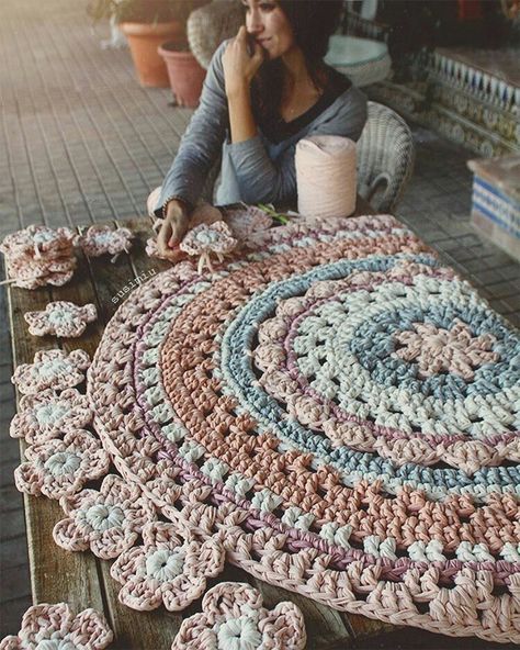 Crochet Carpet Video Tutorial In 2021 | Crochet Carpet Crocheted Rugs, Lidia Crochet Tricot, Doily Rug, Crochet Mat, شال كروشيه, Crochet Carpet, Crochet Rug Patterns, Crochet Home Decor, Crochet For Home