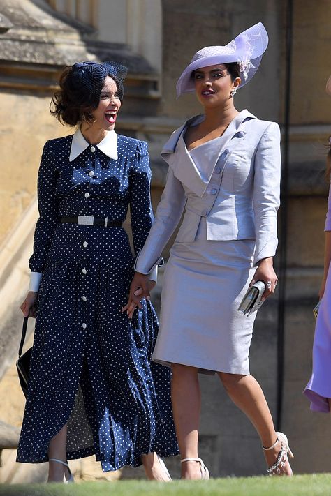 Understated Celebrity StyleAbigail Spencer in Alessandra Rich and Priyanka Chopra in Vivienne Westwood Alexandra Rich, Navy Wedding Dress, Priyanka Chopra Wedding, Floral Attire, Harry And Meghan Wedding, Prinz George, Gatsby Wedding Dress, Herzogin Von Cambridge, Abigail Spencer