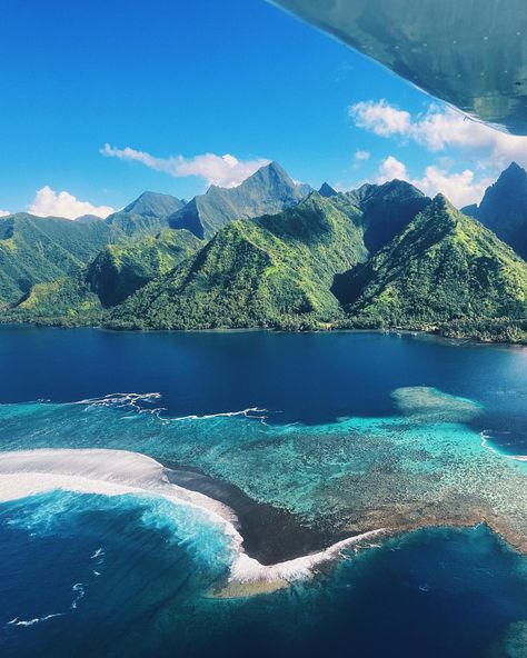 Gustave Durin | Tahiti from the sky #tahiti #teahupoo #island #paradise #corals #ocean #moutain #travel #travelphotography #frenchpolynesia... | Instagram French Polynesia Aesthetic, Polynesia Aesthetic, Tahiti Aesthetic, Islands Aesthetic, Papeete Tahiti, Tahiti Island, Pretty Sights, Tahiti Nui, Tahiti French Polynesia