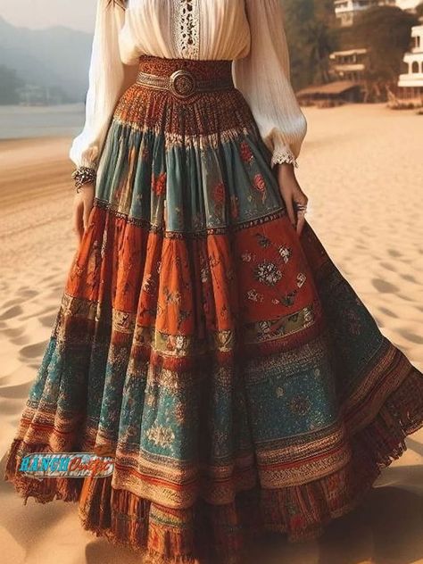 Bohemian Skirt Outfit, Boho Maxi Skirt Outfit, Boho Skirt Pattern, Sweet Sixteen Dresses, Fairycore Clothes, Boho Inspiration, Bohemian Skirt, Maxi Skirt Outfits, Maxi Skirt Boho