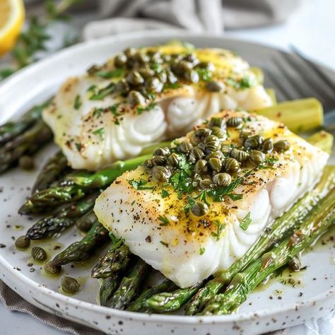 cookefast Cod And Asparagus, Pacific Cod, Grilled Cod, Fish Dinners, Lemon Caper Sauce, Caper Sauce, Baked Cod, Food Crush, Fish Dinner