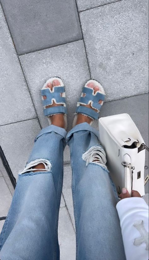 #newlook #style #hermes Fluffy Hermes Sandals, Hermes Extra Sandal Outfit, Hermes Egerie Sandal Outfit, Hermes Slippers Outfit, Hermes Slides Outfit, Chypre Sandal Hermes Outfit, Hermes Sandals Outfit, Minimalist Winter Outfits, Winter Outfits Ideas For Women