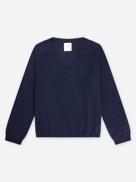 Our Women's Boxy V-Neck sweater in Navy Blue is made of 100% premium quality cashmere - Inner Mongolian cashmere (Grade A). It is a timeless piece that combines comfort and luxury. With its flattering v-shaped neckline, boxy silhouette, and a range of beautiful colours, this sweater is perfect for layering or wearing on its own. Tightly knitted to minimize pilling and retain its shape over time, it's a valuable investment for any wardrobe. The model is 180 cm and wearing size Small Navy Blue V Neck Sweater, Navy V Neck Sweater, Blue V Neck Sweater, Rich Outfits, Straight Sweatpants, Navy Jumper, Mini Collection, Desperate Housewives, Navy Blue Sweater