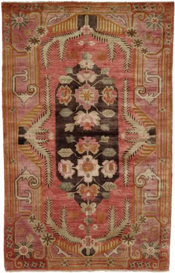 Design# CB-890, Carol Bolton Collection Carol Hicks Bolton, Jute Rug Living Room, Karastan Rugs, Stylish Rugs, Rug Gallery, Carpet Colors, Red Area Rug, Mellow Yellow, Jute Rug