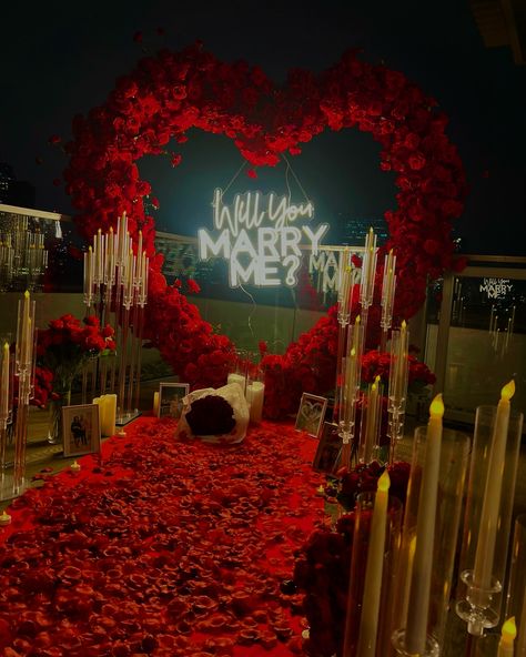 ❤️A Beautiful Proposal Evening on a Rooftop 🌹✨ At Luxx Soirée, we create unforgettable atmospheres to make your special moments last forever. 💍 As the London city lights begin to sparkle, step into a beautifully curated rooftop, where every detail is thoughtfully designed just for you. Proposals in London . . . . . #proposalsinlondon #proposaldecorlondon #proposalplanner #londonproposals #ProposalGoals #SheSaidYes #willyoumarryme #eastlondon #engagement #rooftop #cityoflondon #whitechapel ... Proposal Planning, London City, East London, Special Moments, The London, City Lights, In London, Make Your, Sparkle