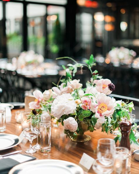 Summer Wedding Centerpieces, Pink Wedding Centerpieces, Pink Centerpieces, Summer Centerpieces, Red Bouquet Wedding, Low Centerpieces, View Photography, Brooklyn Wedding, Pink Garden