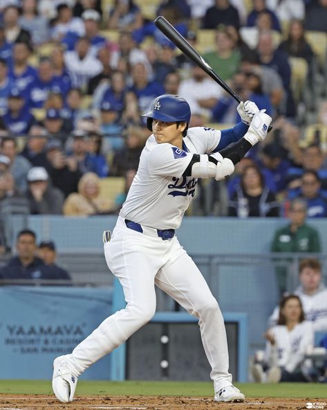 Shohei Ohtani Dodgers, Sports Reference, Baseball Wallpaper, Ohtani Shohei, Dodger Stadium, Shohei Ohtani, Mlb Players, Miami Marlins, Dynamic Poses