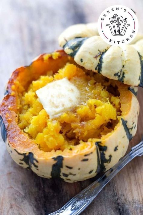 Roasted squash mashed with butter and brown sugar for a simple and delcious side dish everyone will love.#roastedsquash #errenskitchen Dumpling Squash Recipe, Squash Mashed, Acorn Squash Recipes Healthy, Dumpling Squash, Roasted Squash Recipes, Sweet Dumpling Squash, Welcome To Boston, Mashed Squash, Beet Salad Recipes