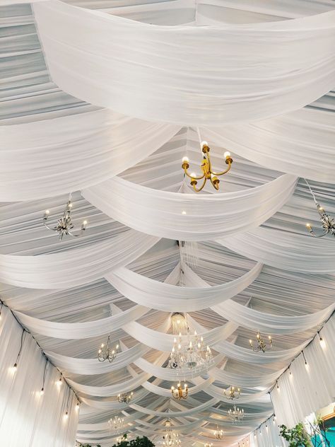 Tenda wedding Ceiling Event Decoration, Fabric Ceiling Wedding Decor, Tenda Nikahan, Wedding Decor Draping, Ceiling Decorations Wedding, Wedding Dekorasi, Dekorasi Wedding, Wedding Ceiling Decorations, Wedding Theme Design