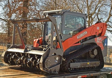 Kubota Skid Steer, Forestry Mulching, Welding Memes, Tool Shed Organizing, Landscaping Equipment, Land Clearing, Skid Steer Attachments, Tractor Idea, Tractor Accessories