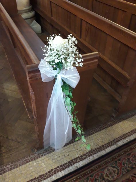 Church Bench Decor Wedding, Flower Arrangement For Church, Wedding Flower Arrangements Church, Pew Marker, Bride Groom Chairs, Wedding Church Decor, July Flowers, Wedding Chair Decorations, Religious Wedding