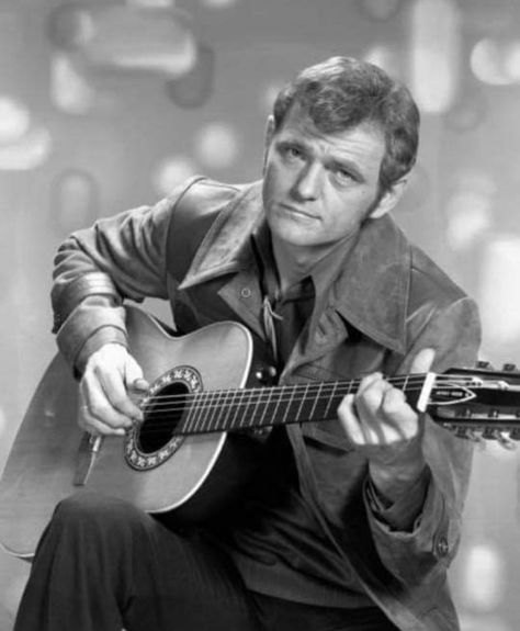 Western Core, Jerry Reed, Famous Families, Smokey And The Bandit, Come Fly With Me, Universal Language, Vintage Guitar, Country Music Stars, Country Music Singers