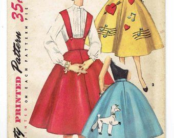 1950s Aesthetic, 1950 Fashion, Vintage Poodle, Poodle Skirt, Vintage Jumper, Vintage Dress Patterns, Womens Sewing Patterns, Moda Vintage, 1950s Fashion