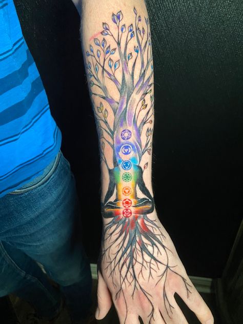 Chakras Tattoo, Tatuaje Cover Up, Chakra Tattoo, Hippie Tattoo, Geniale Tattoos, Tree Of Life Tattoo, Pretty Tattoos For Women, Tatuaje A Color, Dope Tattoos For Women