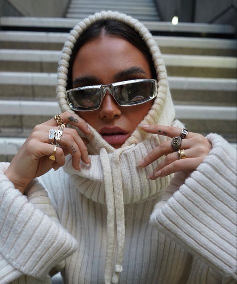 Clear Sunglasses, Modus Operandi, Sunglasses Outfit, Autumn Street Style, Mini Tattoos, Autumn Winter Fashion, Fashion Inspo Outfits, Spice Things Up, Style Me